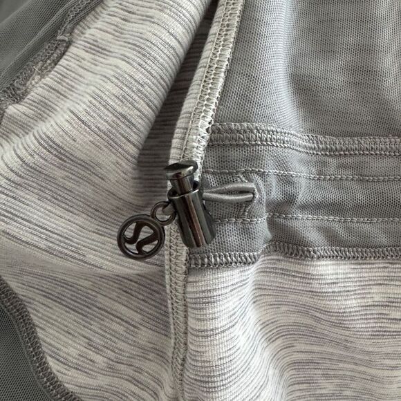 Lululemon Sunshine Salutation Jacket 6 Heather Grey - Picture 5 of 6